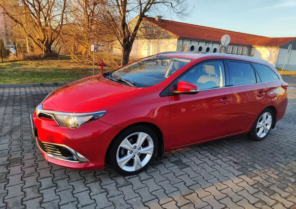 samochody osobowe Toyota Auris cena 58999 przebieg: 140000, rok produkcji 2016 z Lublin